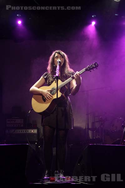 FANNY KRIEF - 2010-02-11 - PARIS - La Maroquinerie - 